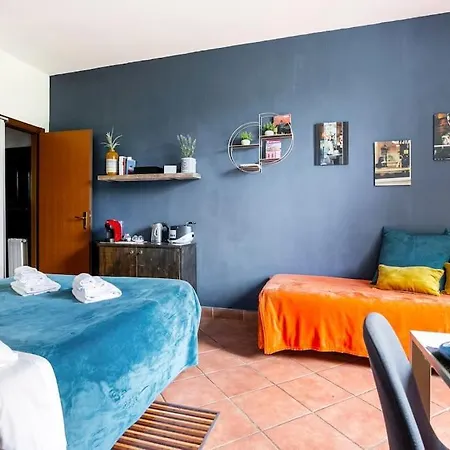 Guest Art Trastevere Station With Ac Bed & Breakfast