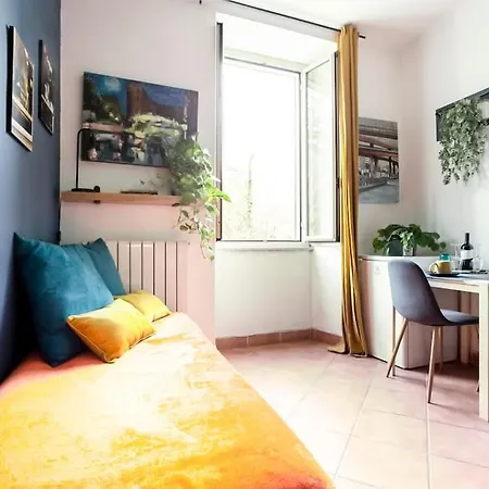 Guest Art Trastevere Station With Ac Bed & Breakfast