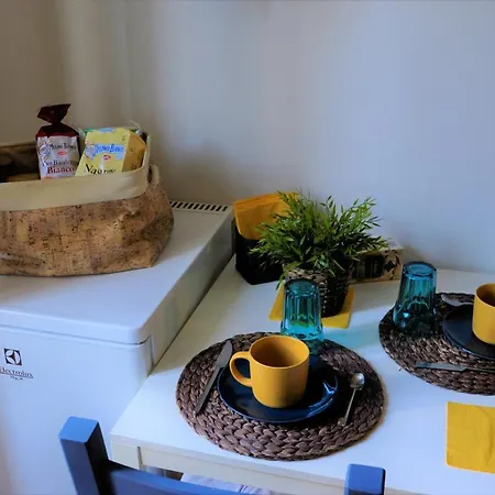 Guest Art Trastevere Station With Ac 4*